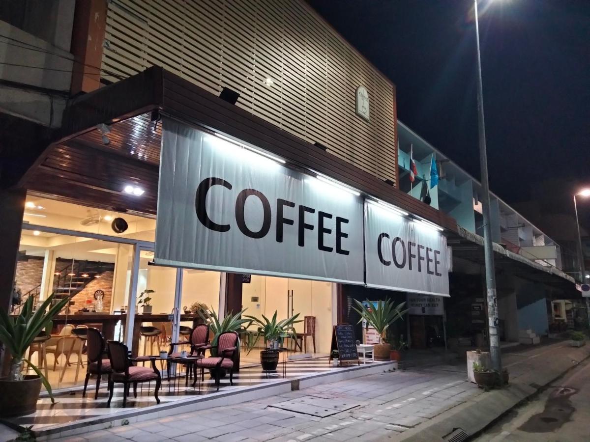 Chaiyee Coffee เชียงใหม่ ภายนอก รูปภาพ