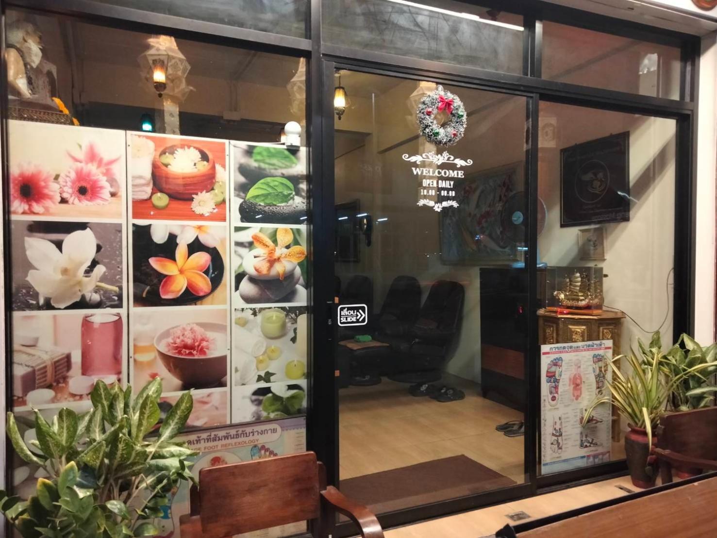 Chaiyee Coffee เชียงใหม่ ภายนอก รูปภาพ