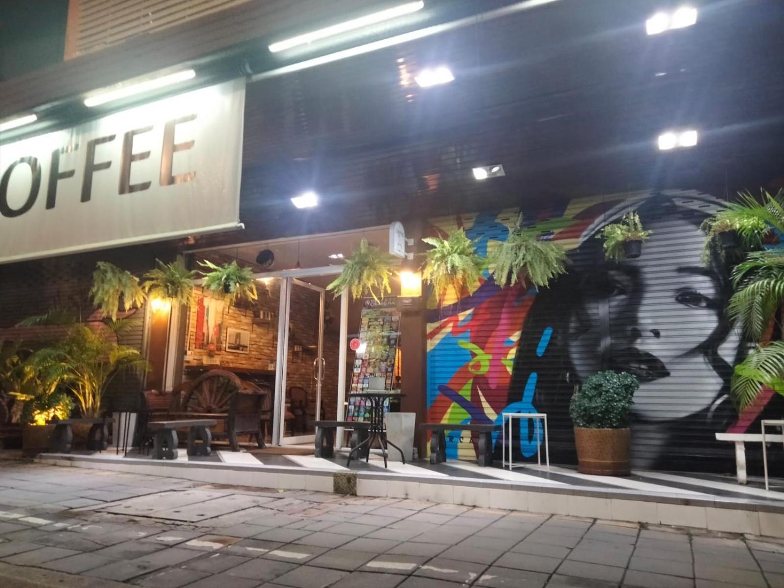 Chaiyee Coffee เชียงใหม่ ภายนอก รูปภาพ