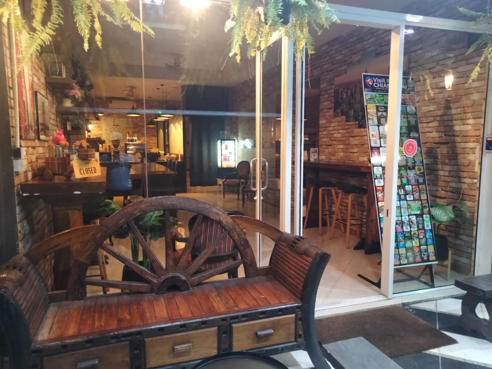 Chaiyee Coffee เชียงใหม่ ภายนอก รูปภาพ